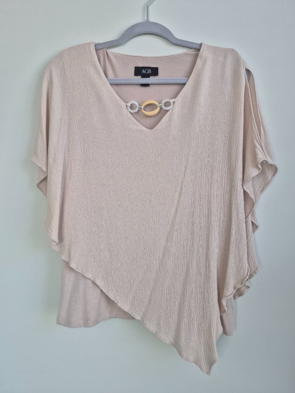 AGB Textured Blouse โ Neutral Beige Ring Detail VโNeck โ Size L